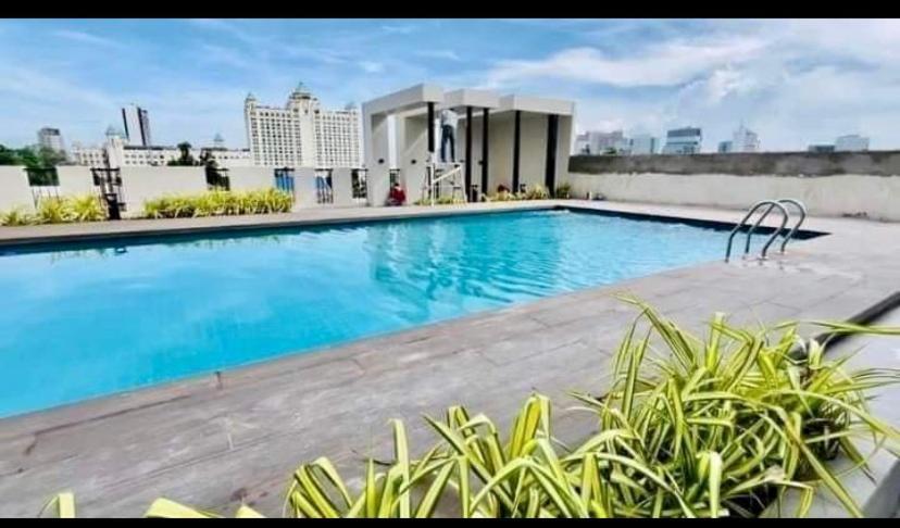 The Median Condominium Cebu Exterior foto